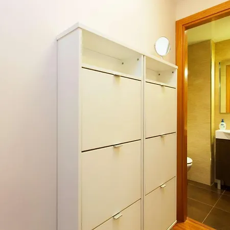 Pujades Apartment